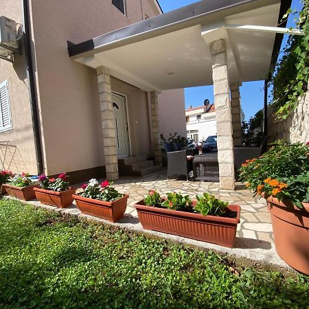 Momentera Apartments Котор Екстериор снимка