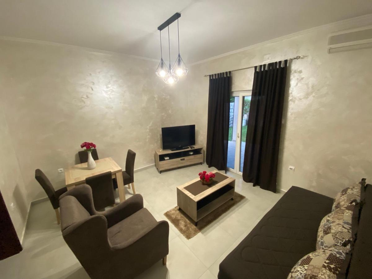 Momentera Apartments Котор Екстериор снимка